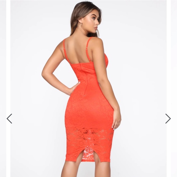 Orange laced corset midi dress - Picture 3 of 3
